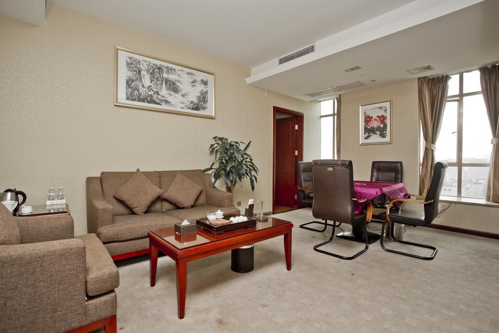 Oriental Shine Hotel Shenzhen Bagian luar foto