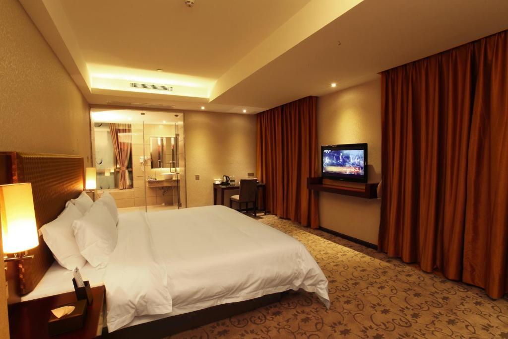 Oriental Shine Hotel Shenzhen Bagian luar foto